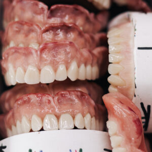 Szkolenie online – GUM IN DENTURES
